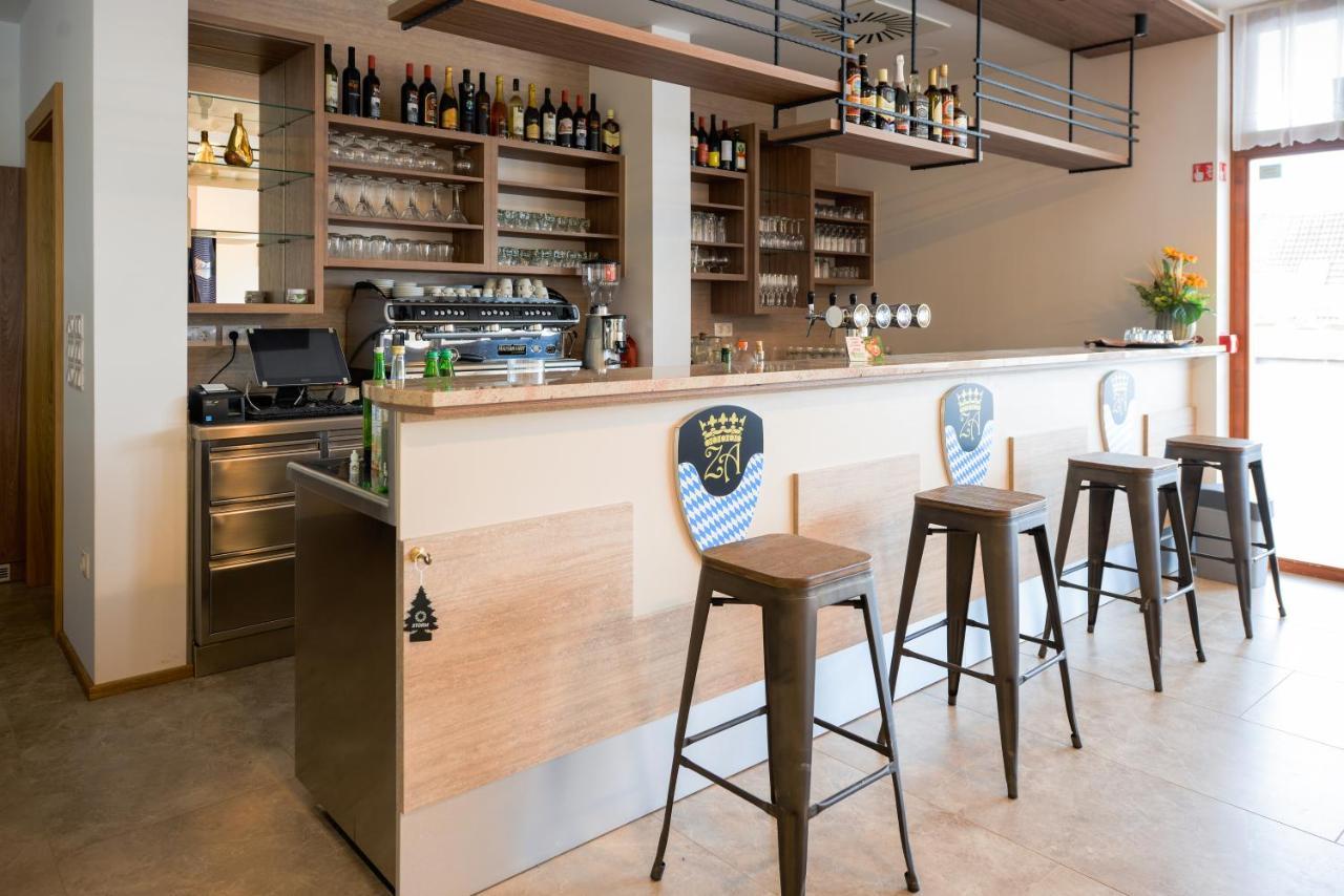Hotel Baron Smlednik Ngoại thất bức ảnh