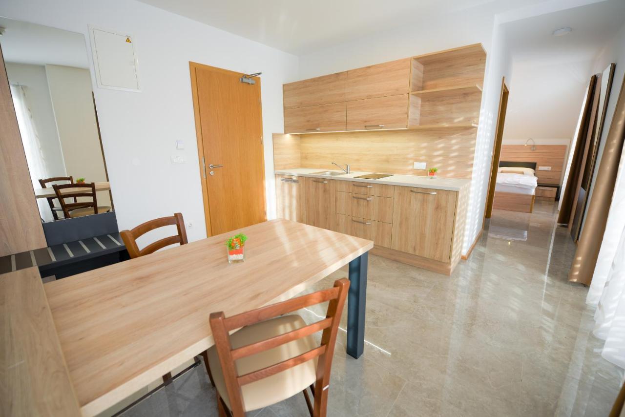 Hotel Baron Smlednik Ngoại thất bức ảnh