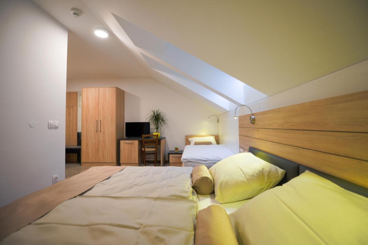 Hotel Baron Smlednik Ngoại thất bức ảnh