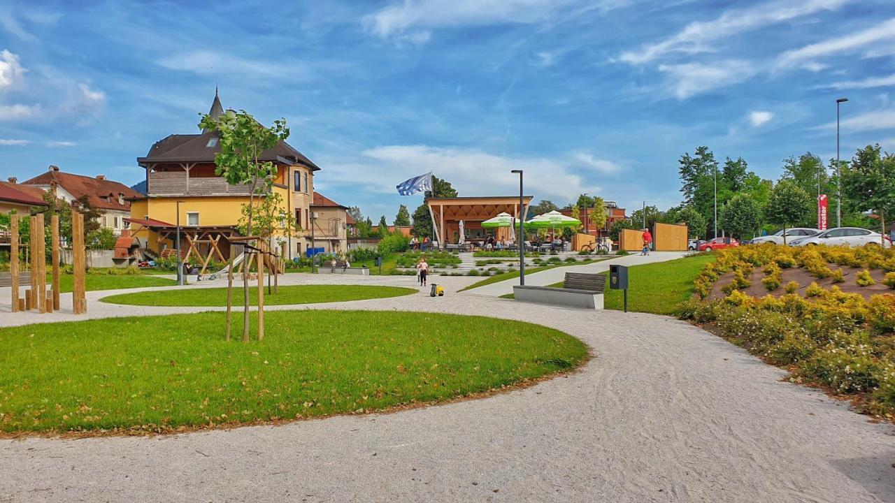 Hotel Baron Smlednik Ngoại thất bức ảnh