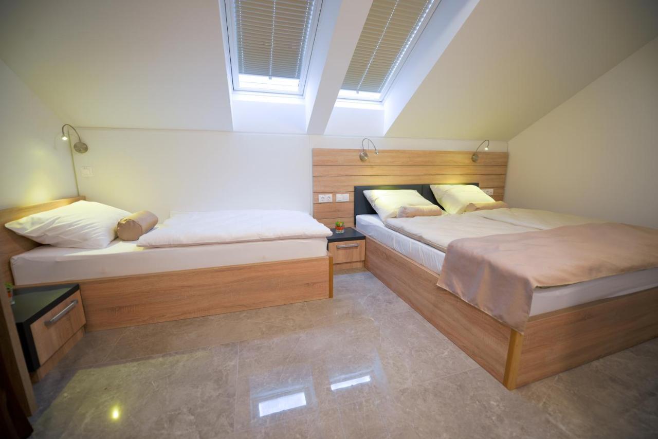 Hotel Baron Smlednik Ngoại thất bức ảnh